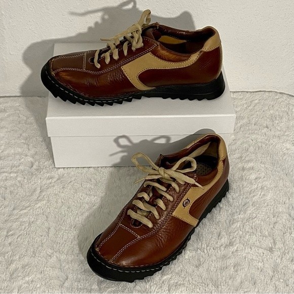 Born Shoes - Born Bowling Style Oxfords Women’s Size 7 Brown & Tan Leather Lace Up Shoes